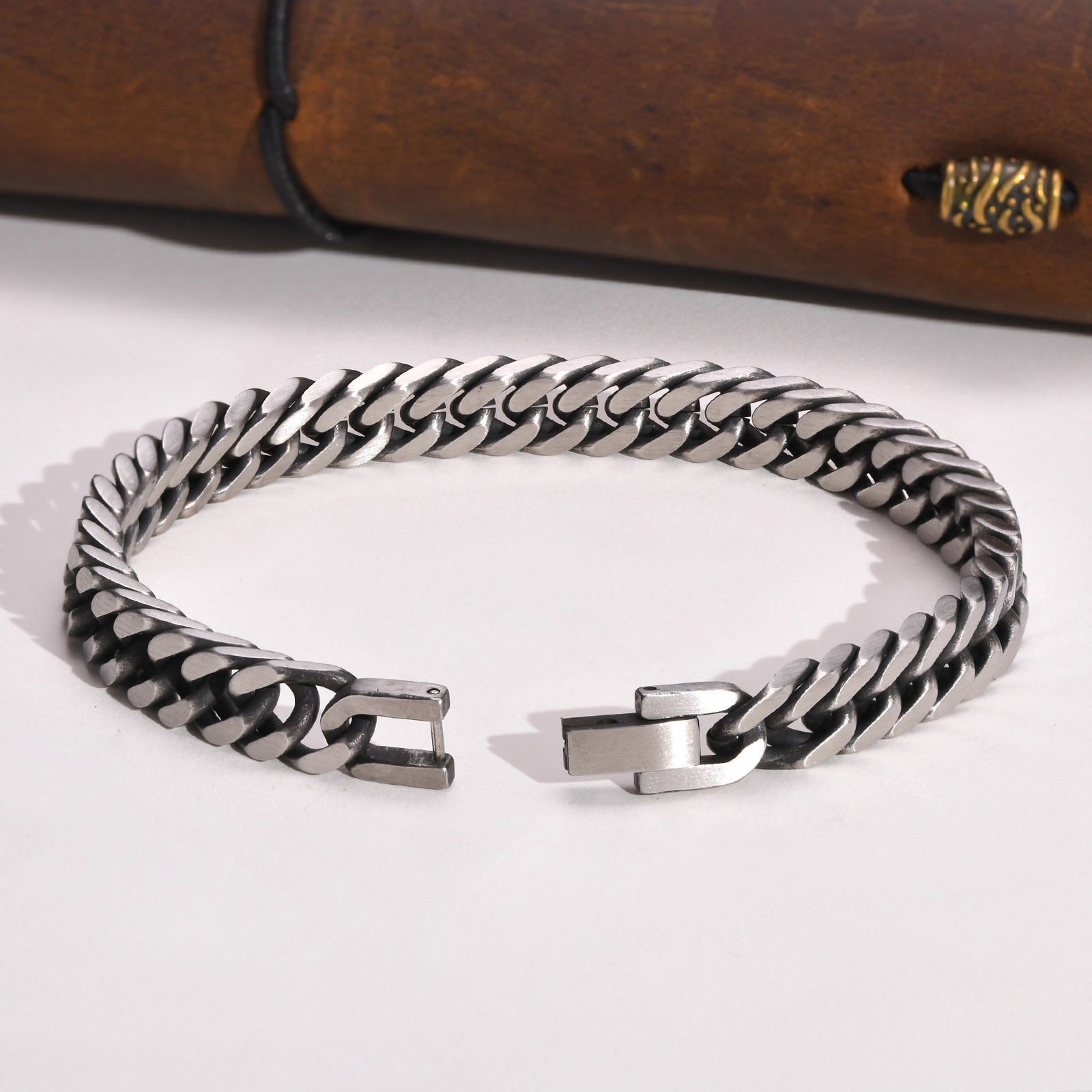 Vnox Chunky Retro Cuban Chain  - Vintage Fashion Retro Outfit ulasan dan harga