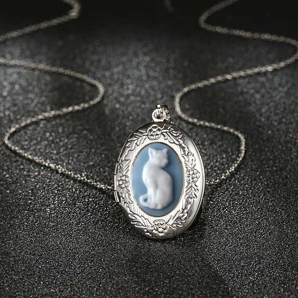 Vintage Cat Pendant Necklaces  - Vintage Fashion Store ulasan dan harga